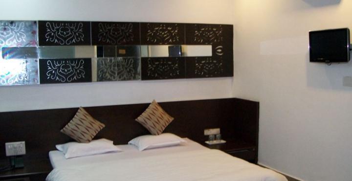 Hotel Palm View Residency Vadodara Exterior foto