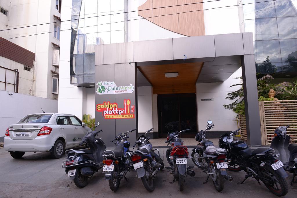 Hotel Palm View Residency Vadodara Exterior foto